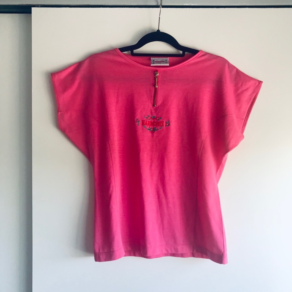 Pink T-shirt Size S/M